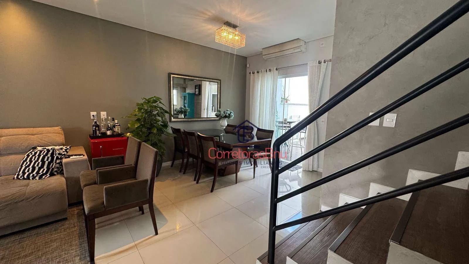 Sobrado com 3 dormitórios à venda, 189 m² por R$ 1.100.000,00 - Vorstadt - Blumenau/SC