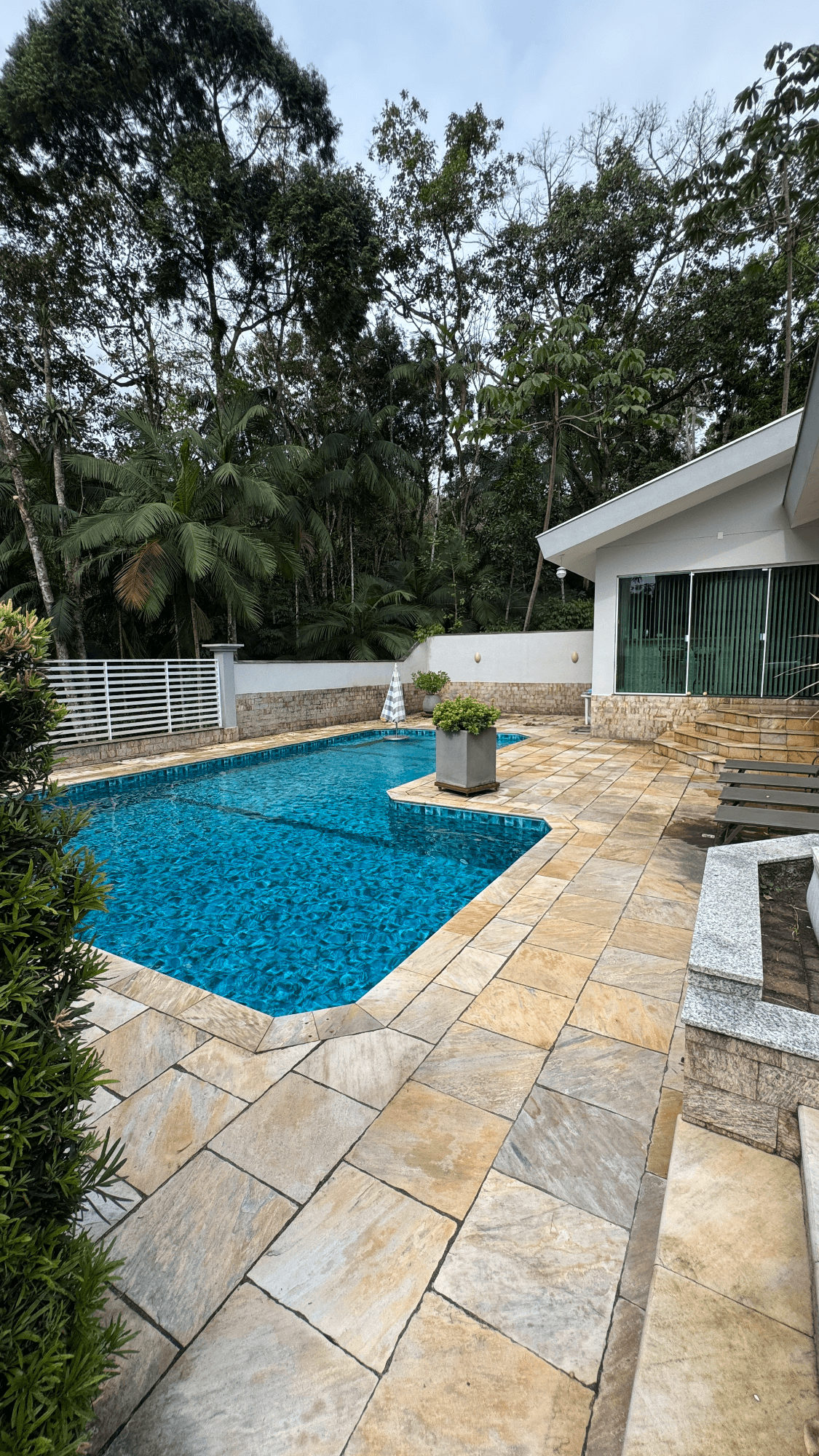 Casa com 4 quartos, 1 suíte e Piscina à no Salto do Norte, Blumenau/SC - R$ 2.590.000,00