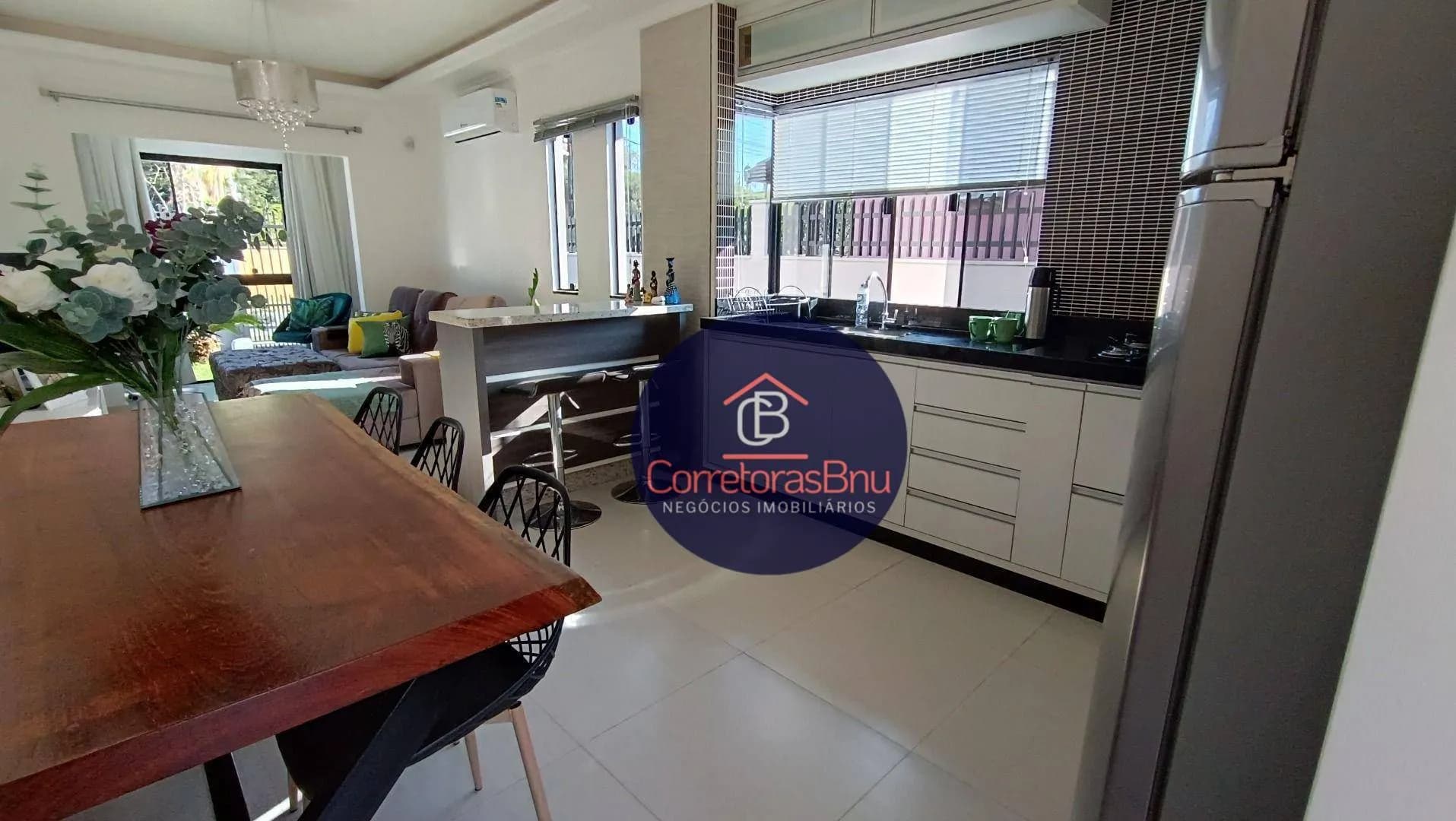 Casa à venda, 150 m² por R$ 690.000,00 - Ilhotinha - Ilhota/SC