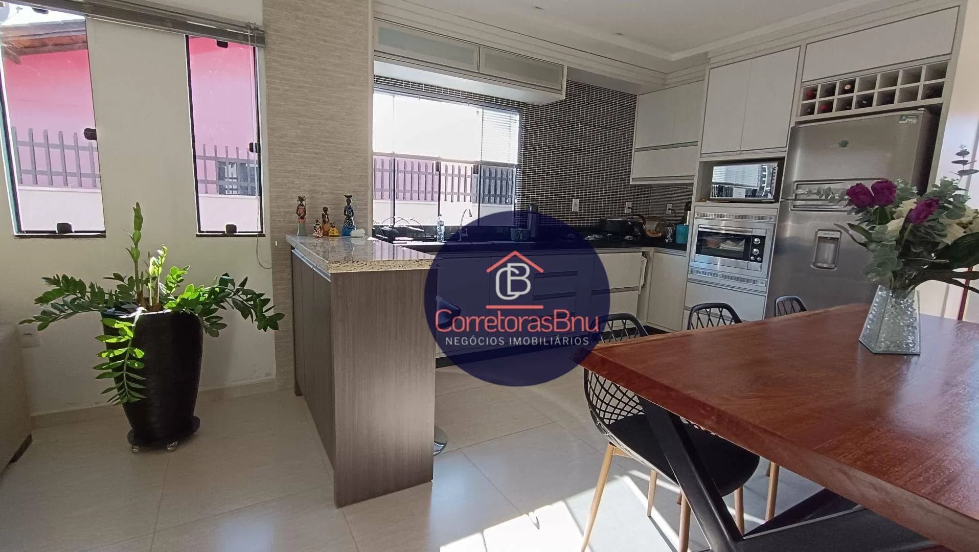 Casa à venda, 150 m² por R$ 690.000,00 - Ilhotinha - Ilhota/SC