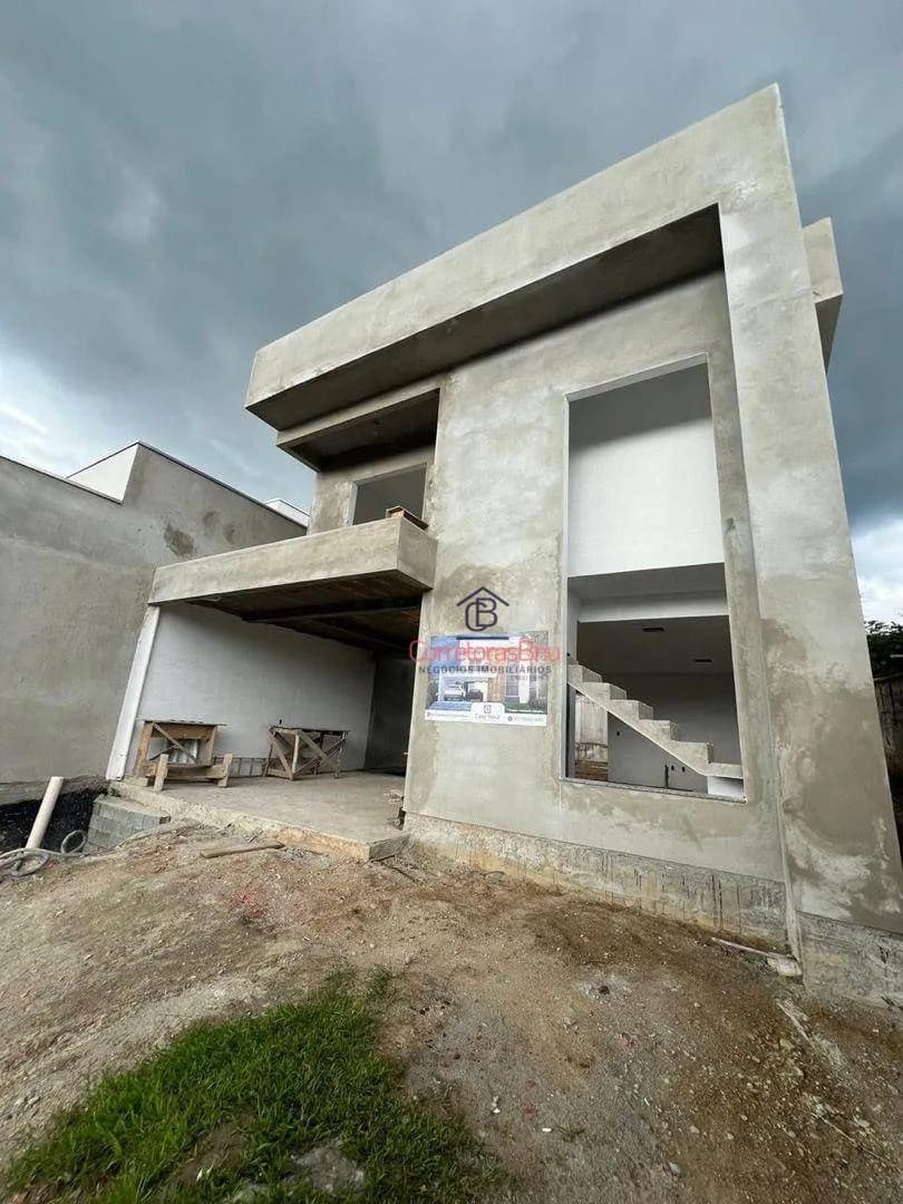 Casa com 3 dormitórios à venda, 136 m² por R$ 900.000,00 - Velha - Blumenau/SC