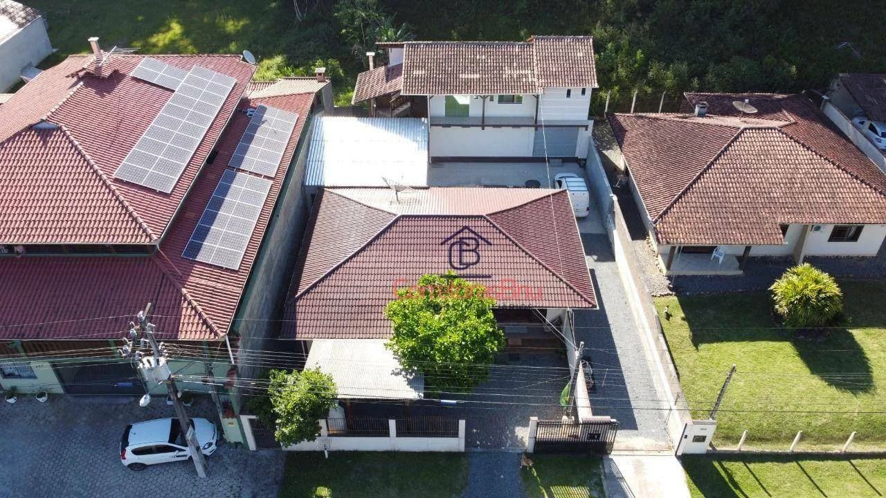Casa com 3 dormitórios à venda por R$ 930.000,00 - Itoupava Central - Blumenau/SC
