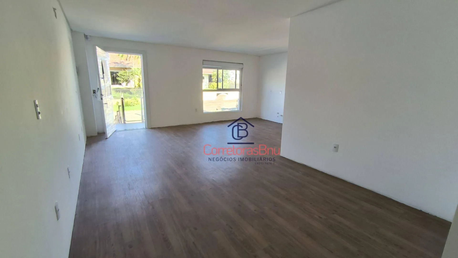 Sobrado com 3 dormitórios à venda, 263 m² por R$ 1.050.000,00 - Velha - Blumenau/SC