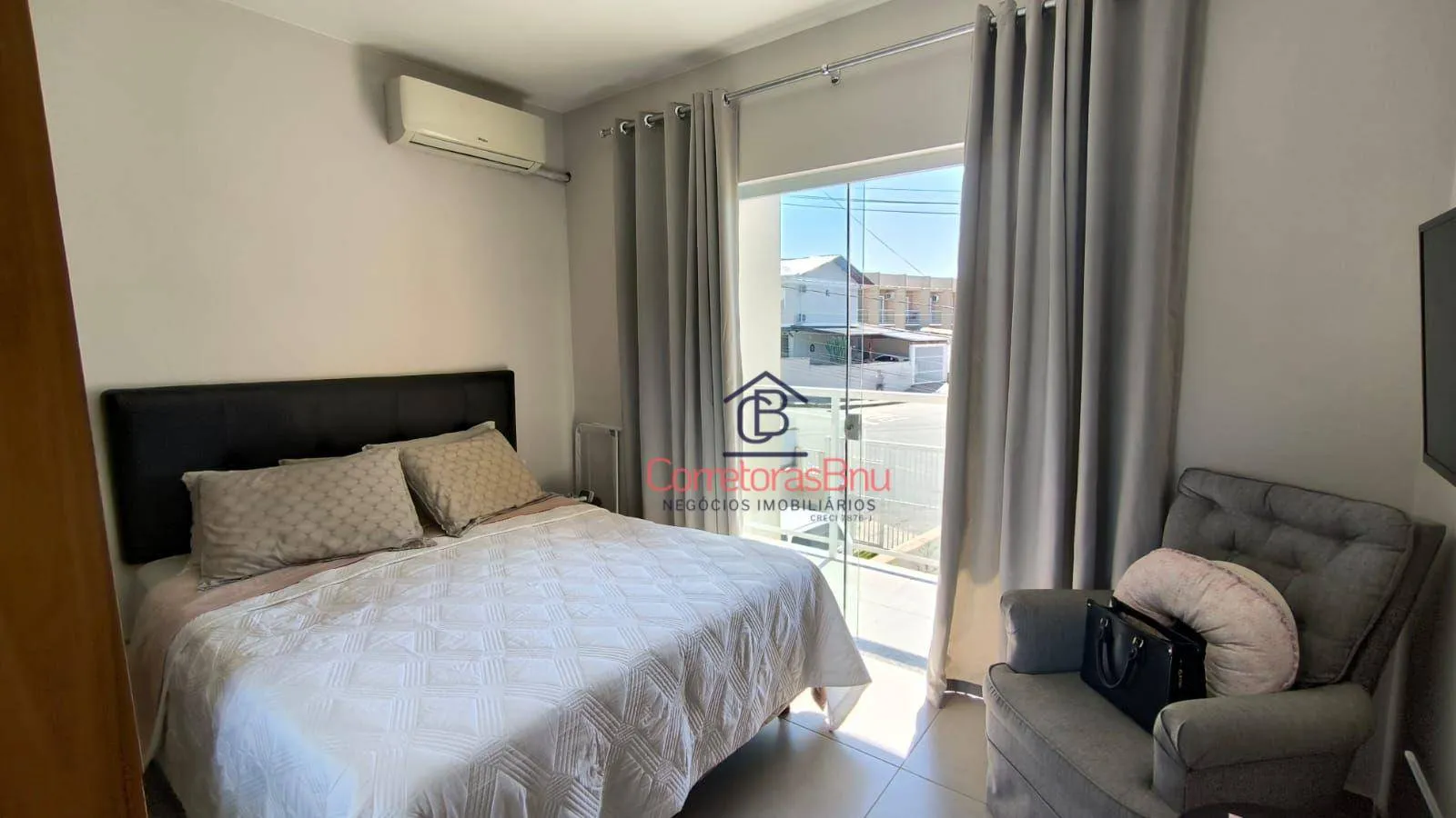 Sobrado à venda por R$ 390.000,00 - Fortaleza Alta - Blumenau/SC
