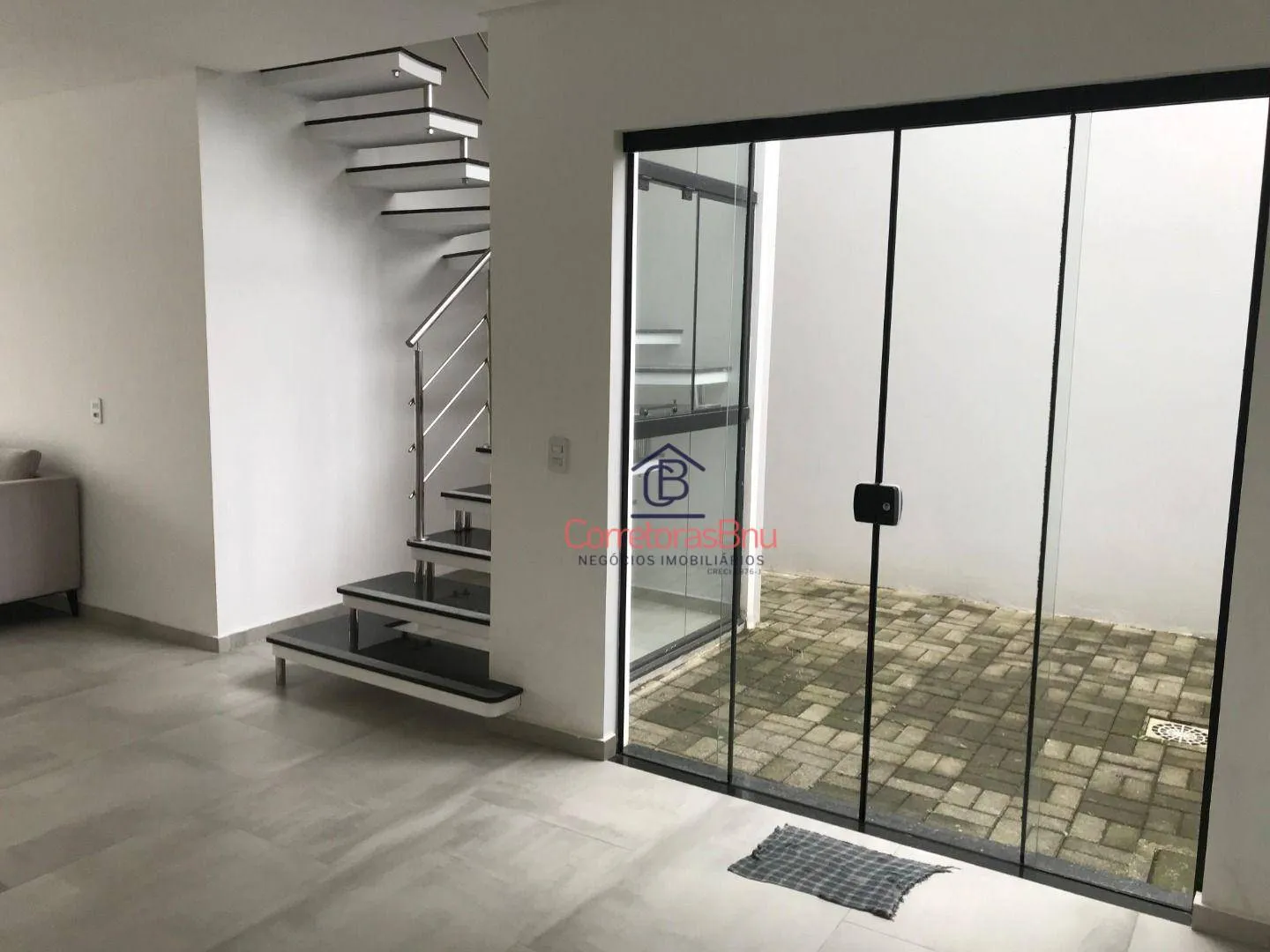 Sobrado com 3 dormitórios à venda, 97 m² por R$ 570.000,00 - Figueira - Gaspar/SC
