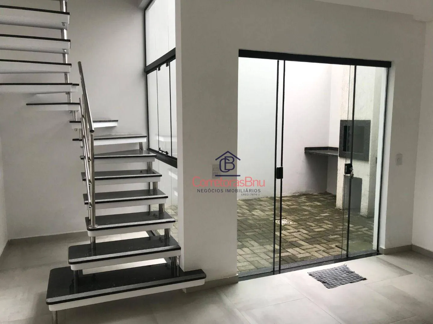 Sobrado com 3 dormitórios à venda, 97 m² por R$ 570.000,00 - Figueira - Gaspar/SC
