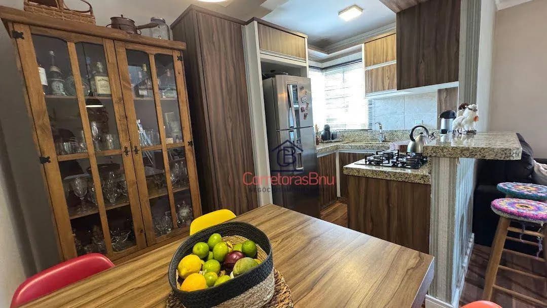 Sobrado com 4 dormitórios à venda, 148 m² por R$ 750.000,00 - Warnow - Indaial/SC