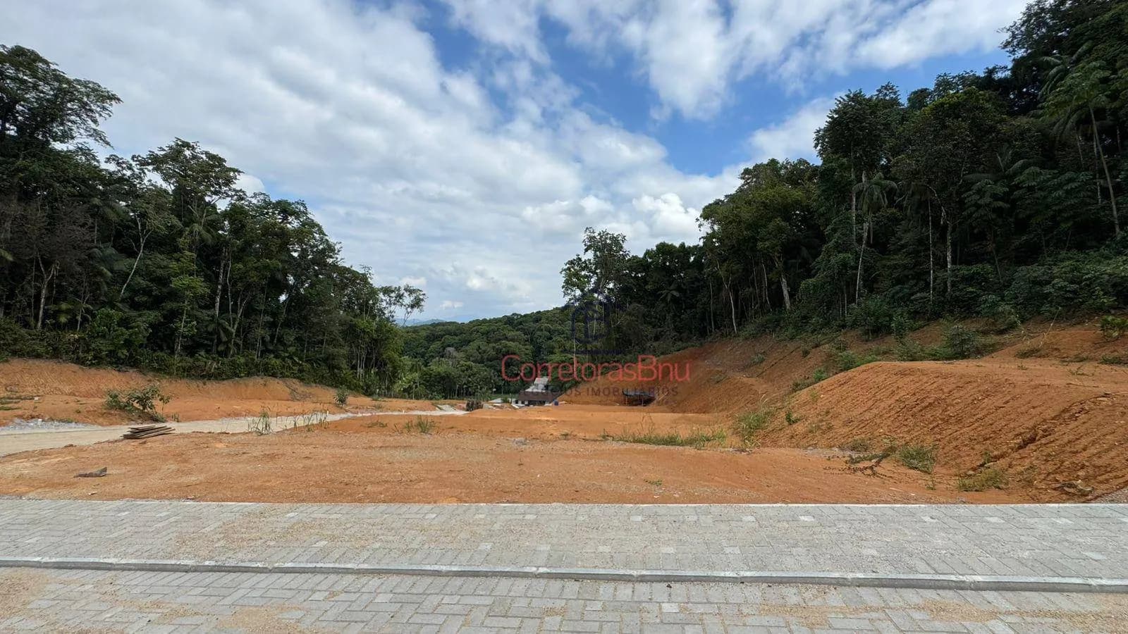 Terreno à venda em Condomínio Fechado, 220 m² por R$ 249.000 - Fortaleza - Blumenau/SC
