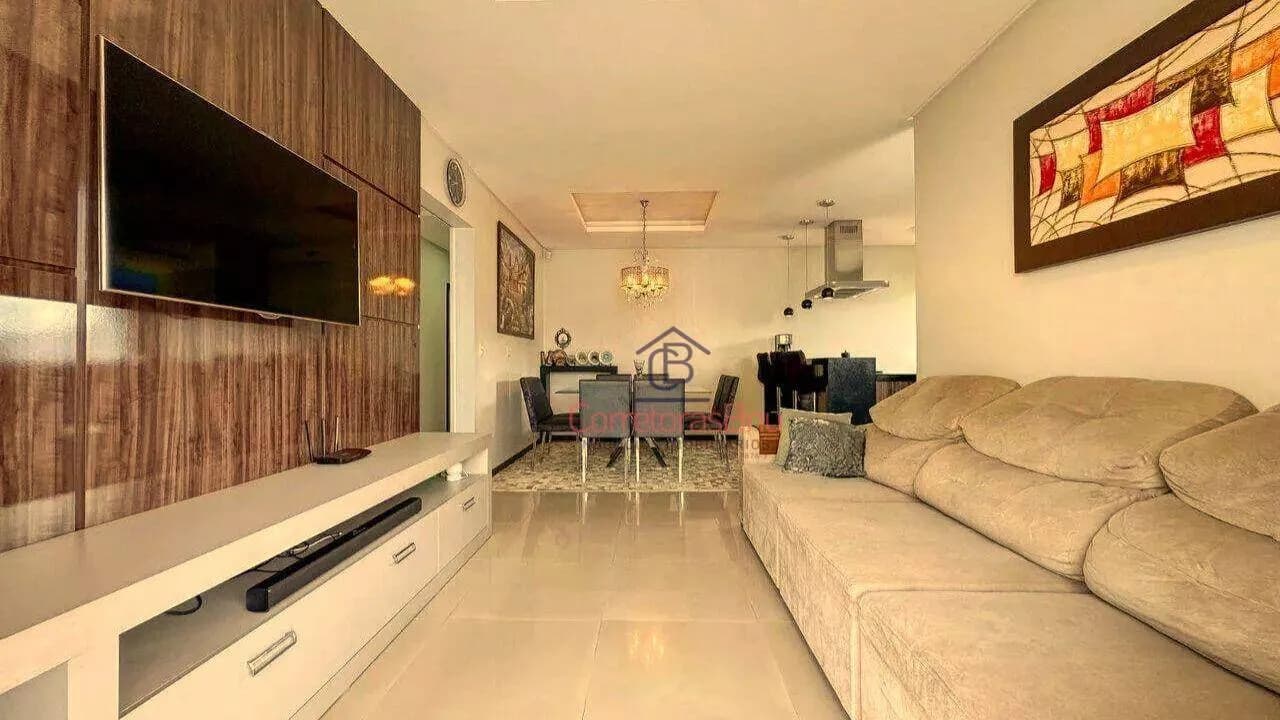 Casa com 3 dormitórios à venda, 204 m² por R$ 1.500.000,00 - Itoupava Seca - Blumenau/SC