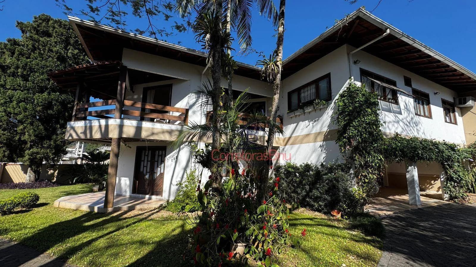 Foto de Casa à venda, 245 m² por R$ 1.630.000,00 - Vorstadt - Blumenau/SC