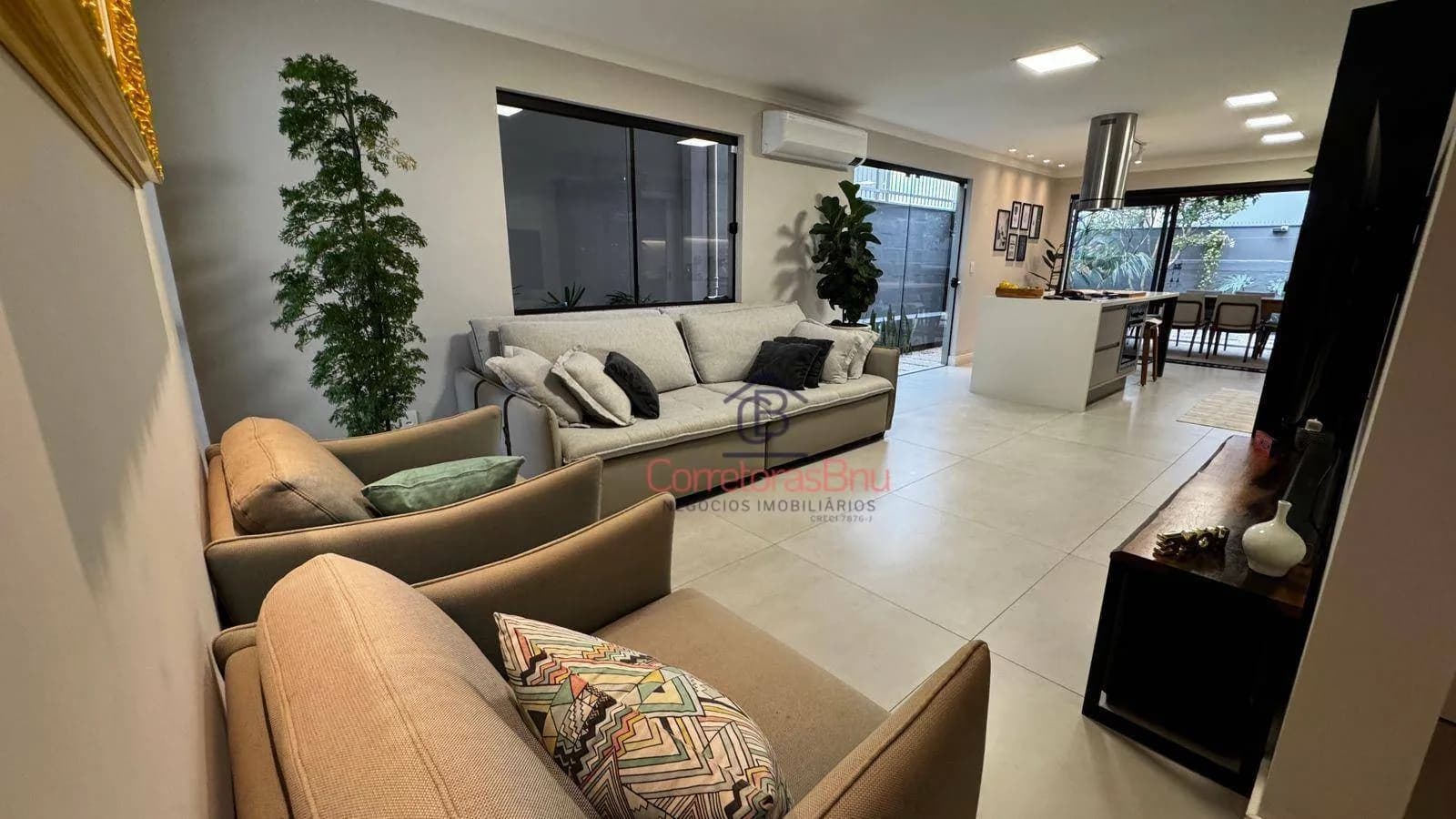 Sobrado à venda, 183 m² por R$ 1.200.000,00 - Velha Central - Blumenau/SC