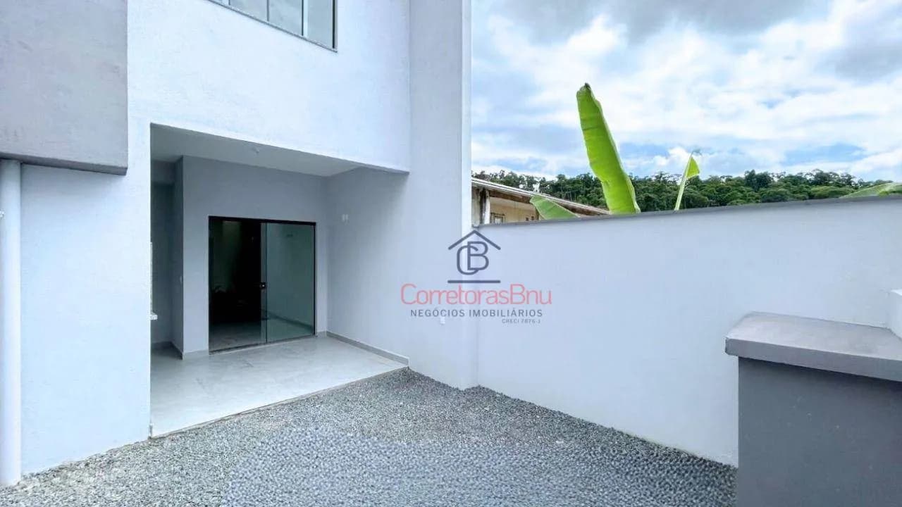 Sobrado com 3 dormitórios à venda, 119 m² por R$ 550.000,00 - Escola Agrícola - Blumenau/SC