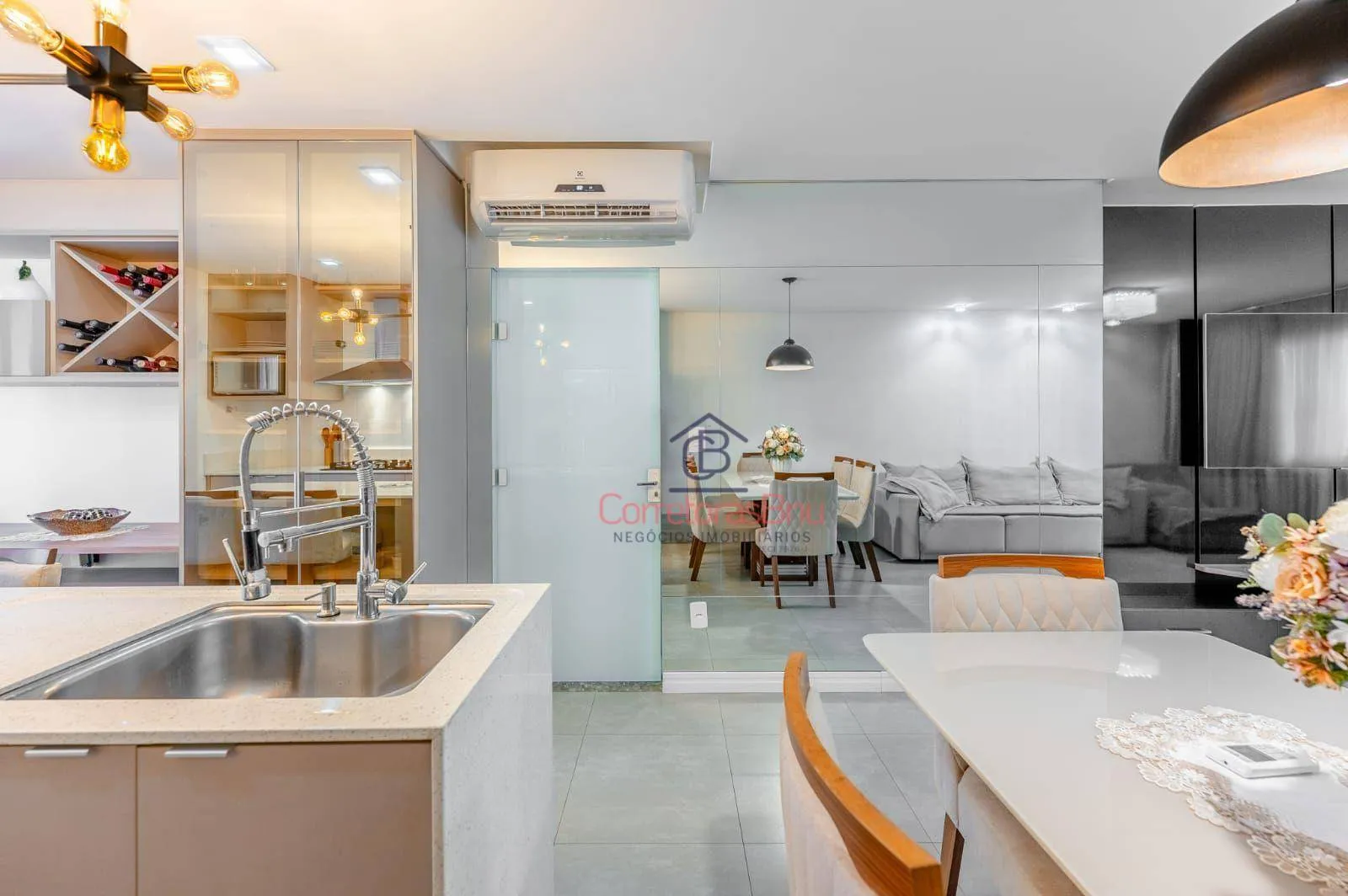 Foto de Sobrado com 3 dormitórios à venda, 178 m² por R$ 910.000,00 - Vorstadt - Blumenau/SC