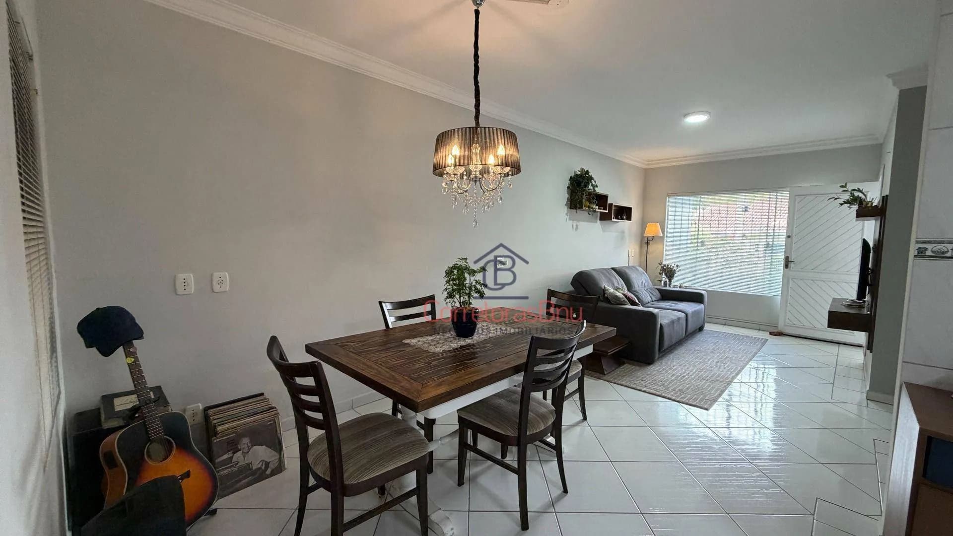 Sobrado com 3 dormitórios à venda, 128 m² por R$ 720.000,00 - Salto Weissbach - Blumenau/SC