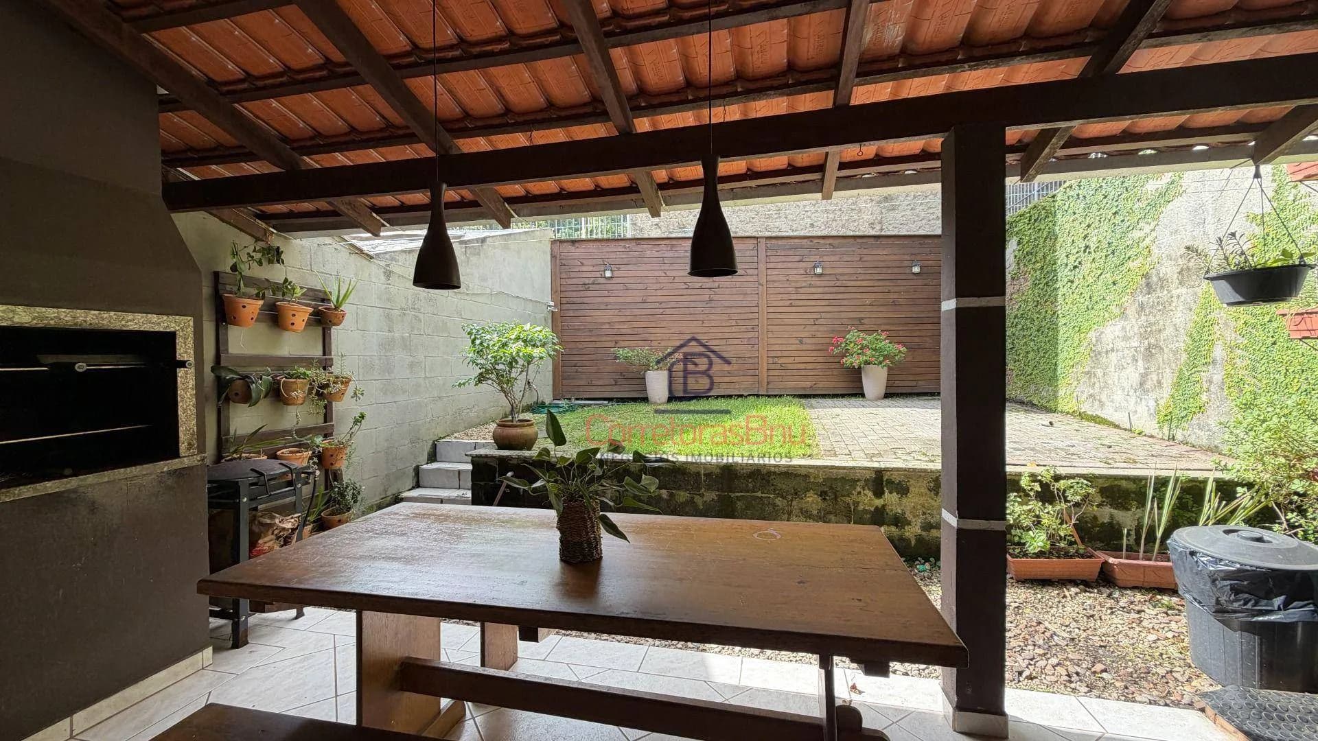 Sobrado com 3 dormitórios à venda, 128 m² por R$ 720.000,00 - Salto Weissbach - Blumenau/SC