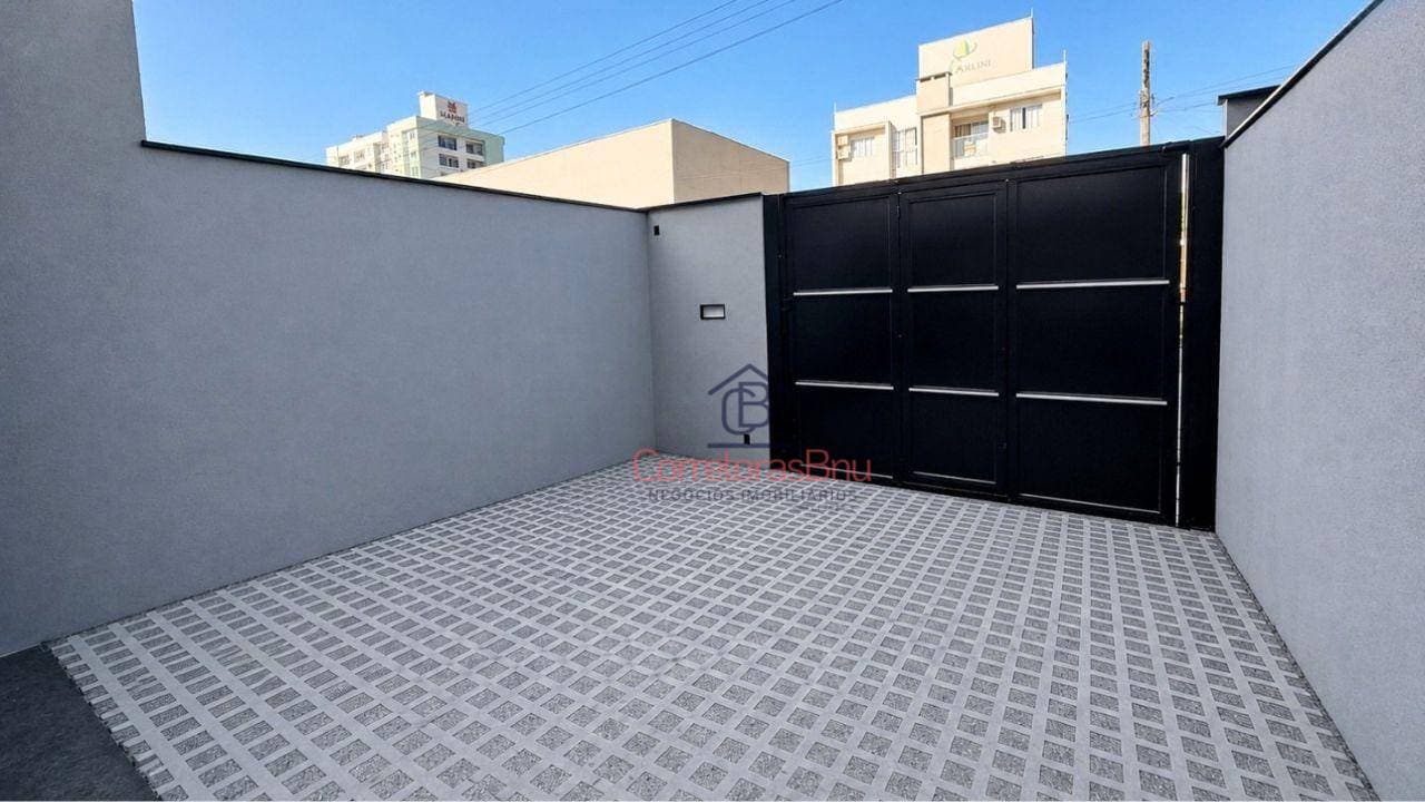 Sobrado com 2 dormitórios à venda, 109 m² por R$ 535.000,00 - Escola Agrícola - Blumenau/SC