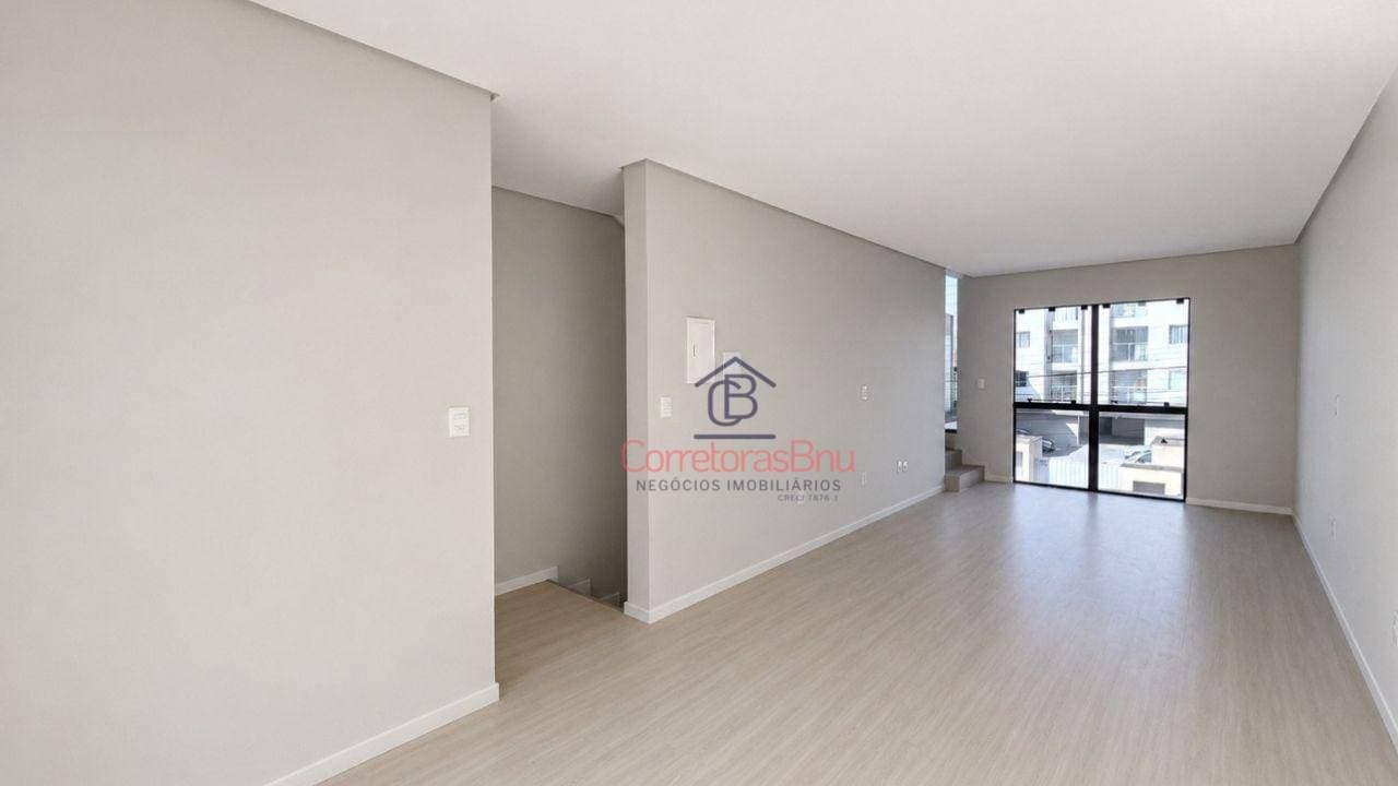 Sobrado com 2 dormitórios à venda, 109 m² por R$ 535.000,00 - Escola Agrícola - Blumenau/SC