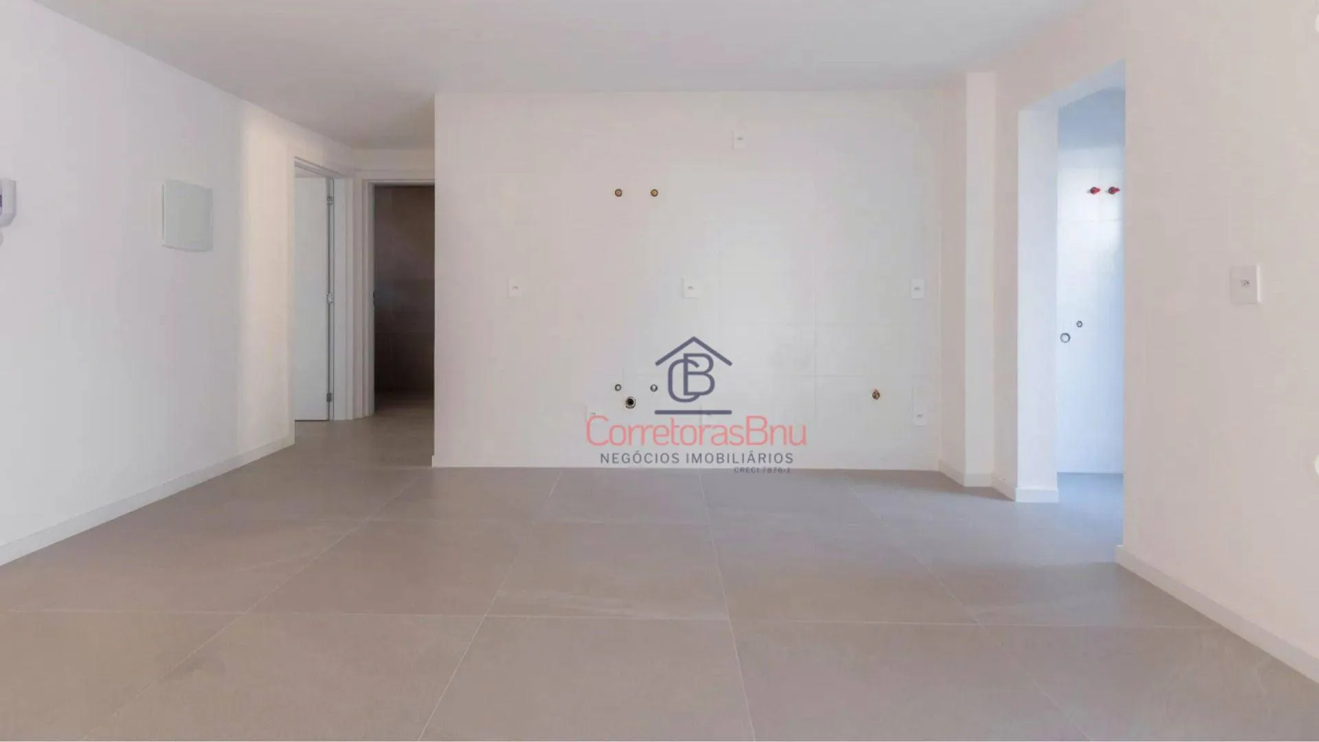 Apartamento com 2 dormitórios à venda, 83 m² por R$ 595.000,00 - Escola Agrícola - Blumenau/SC