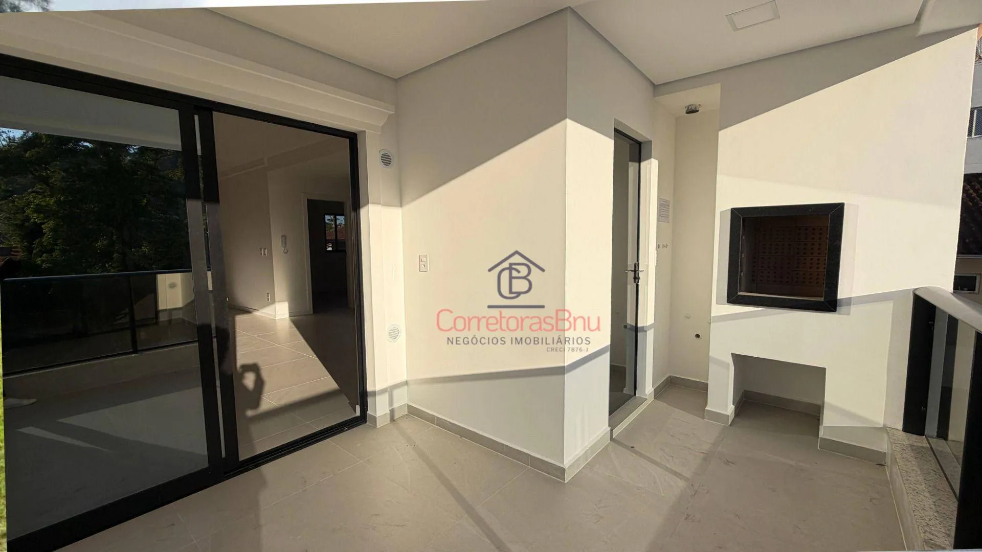 Apartamento com 2 dormitórios à venda, 80 m² por R$ 540.000,00 - Escola Agrícola - Blumenau/SC
