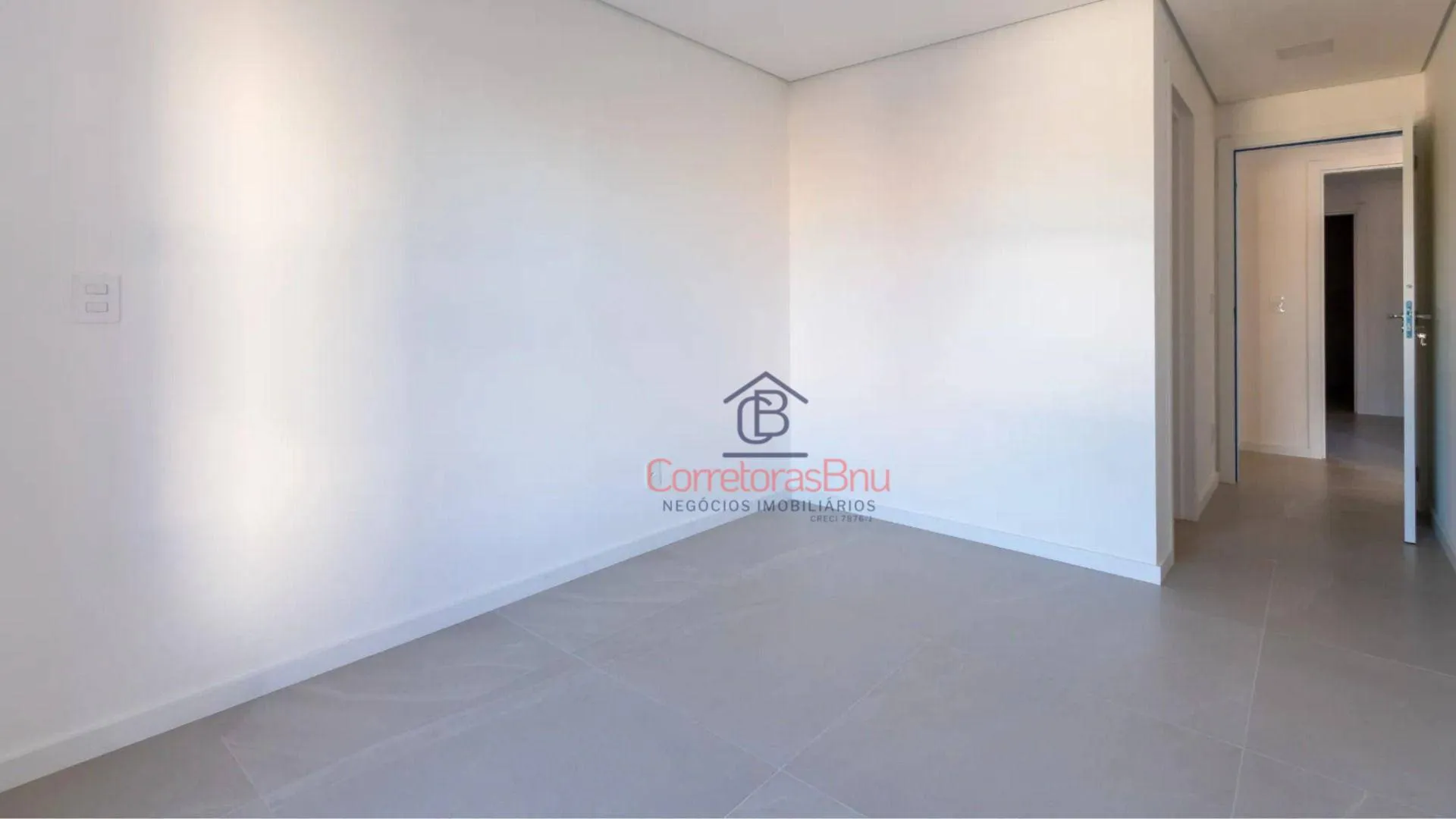 Apartamento com 2 dormitórios à venda, 80 m² por R$ 540.000,00 - Escola Agrícola - Blumenau/SC