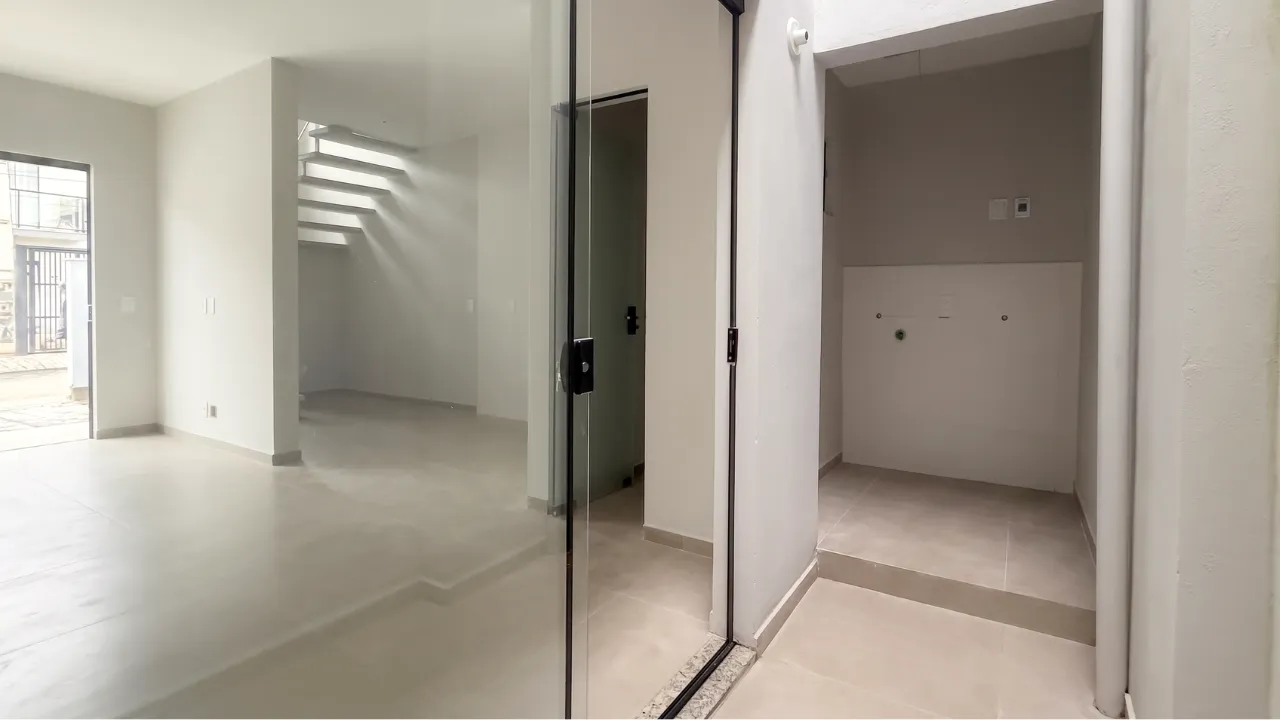 Sobrado à venda no Salto Weissbach em Blumenau | 2 dormitórios | Minha Casa Minha Vida