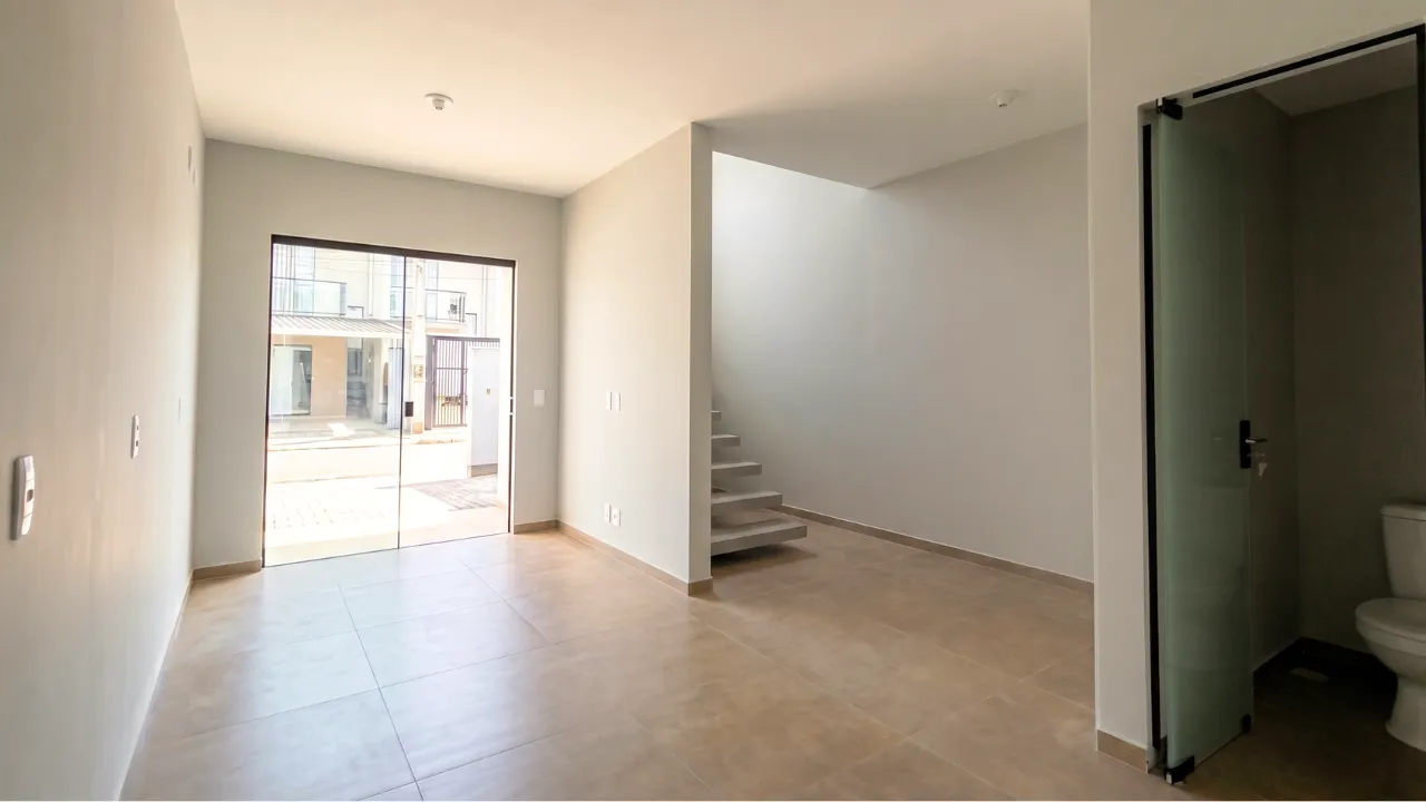 Sobrado à venda no Salto Weissbach em Blumenau | 2 dormitórios | Minha Casa Minha Vida