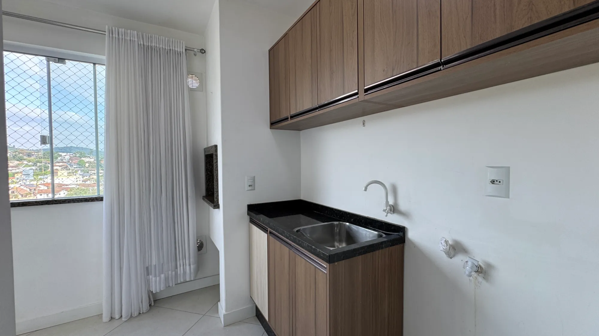 Apartamento com 2 dormitórios à venda, 64 m² por R$ 390.000,00 - Fortaleza - Blumenau/SC 