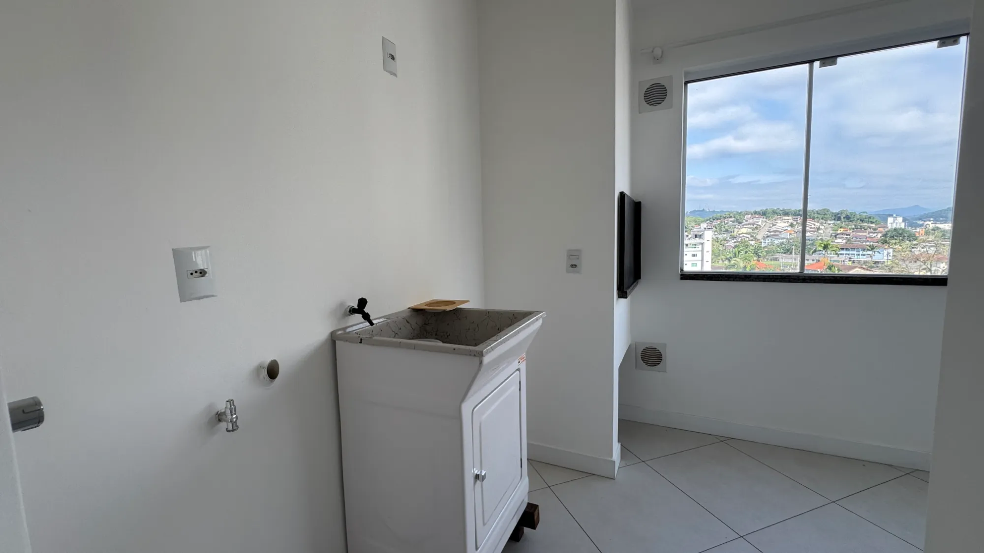 Apartamento com 2 dormitórios à venda, 64 m² por R$ 350.000,00 - Fortaleza - Blumenau/SC