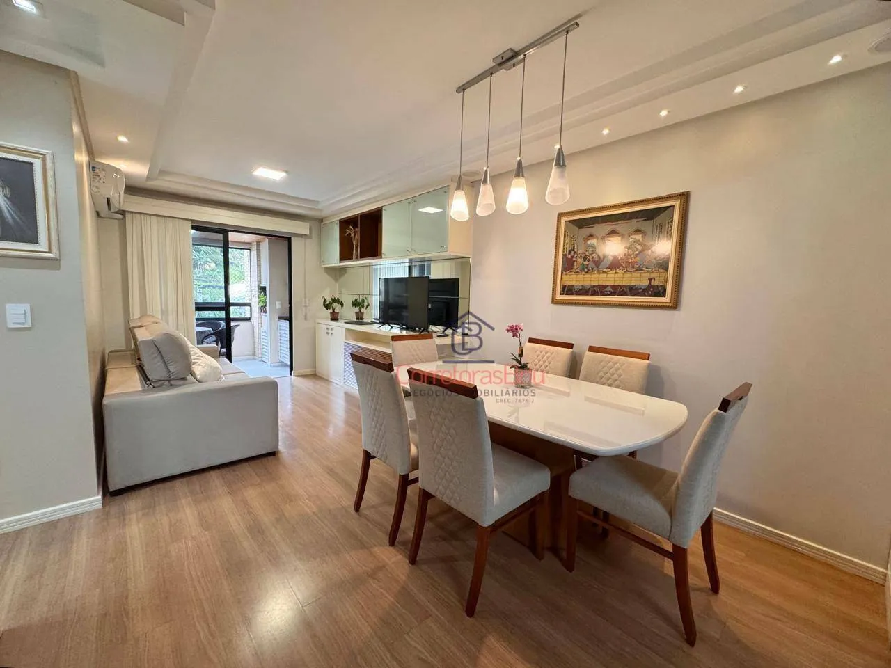 Foto de Apartamento com 2 dormitórios à venda, 81 m² por R$ 649.000,00 - Vila Nova - Blumenau/SC